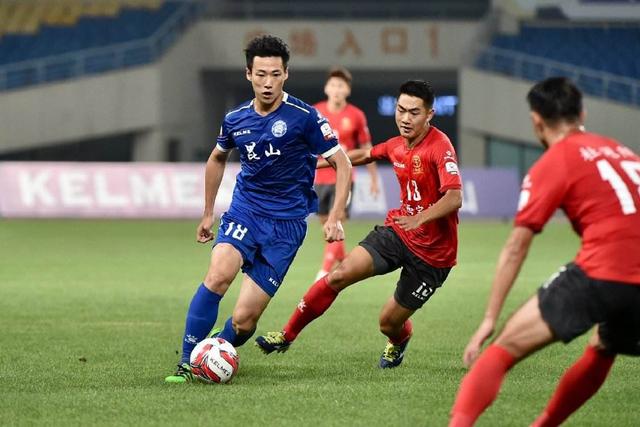 中国台北女篮中锋仅1米8 她将面对韩旭+刘禹彤